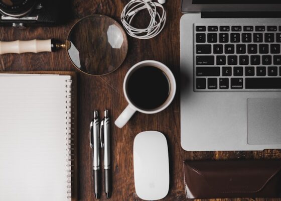 22 Best Side Hustles for Introverts in 2026: Earn 500+ in Your Spare Time